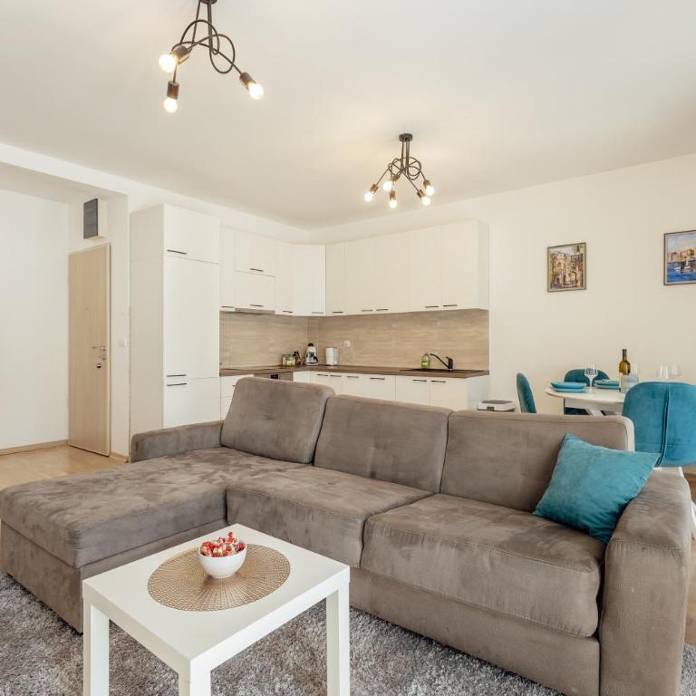 MAJA Sea View Apartment - One-Bedroom Apartment - 2