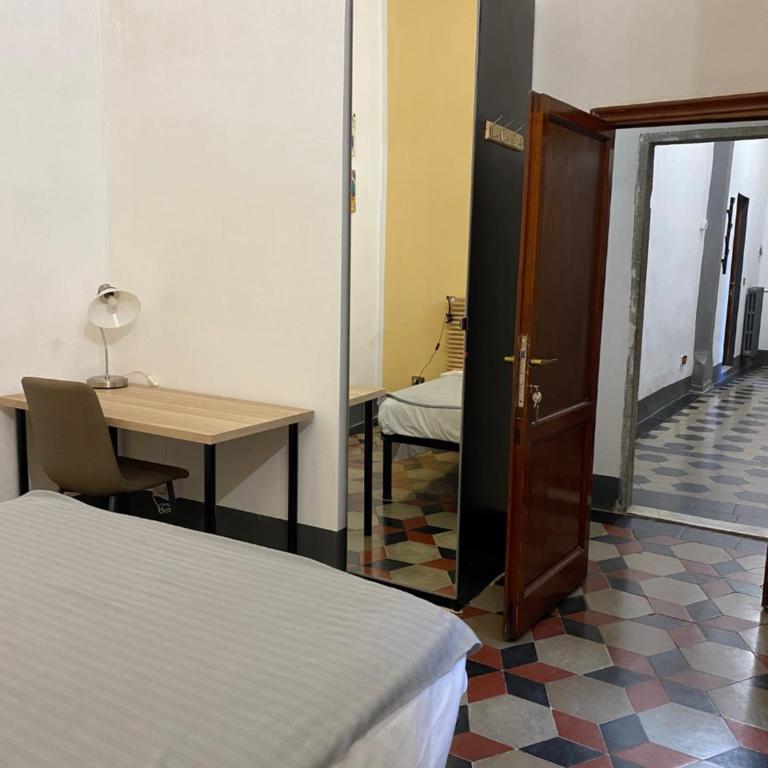 da I' Gini GuestHouse - Camera Matrimoniale Standard con Bagno in Comune - 1