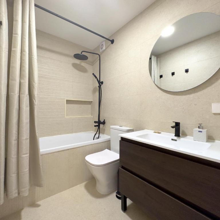HS Malaga City Center 6PAX - Apartamento de 3 dormitorios - 7