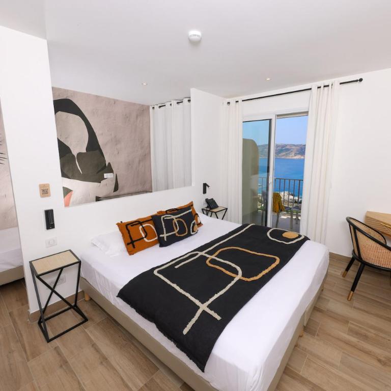 Le Saint Erasme, Hotel Eco Friendly - Chambre Triple Panorama avec Balcon et Vue sur la Mer - 7