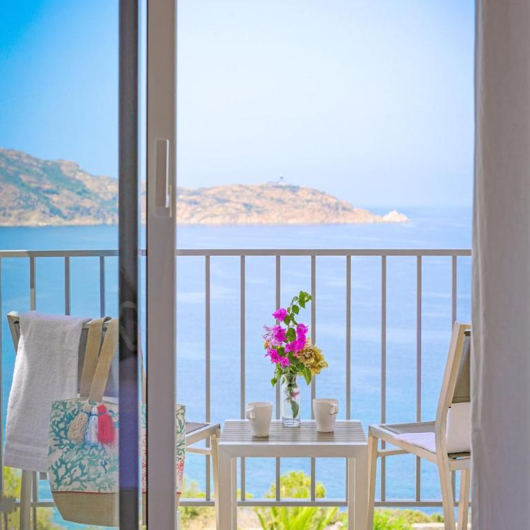 Le Saint Erasme, Hotel Eco Friendly - Chambre Triple Panorama avec Balcon et Vue sur la Mer - 9
