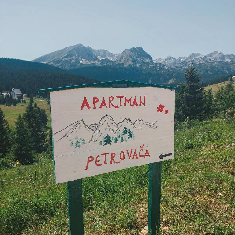 Petrovača - Two-Bedroom Apartment - 15
