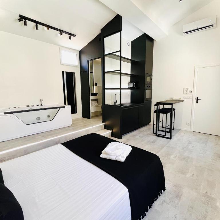 Suite in the City avec JACUZZI PRIVATIF - Hyper Centre - Appartamento con 1 Camera da Letto - 28