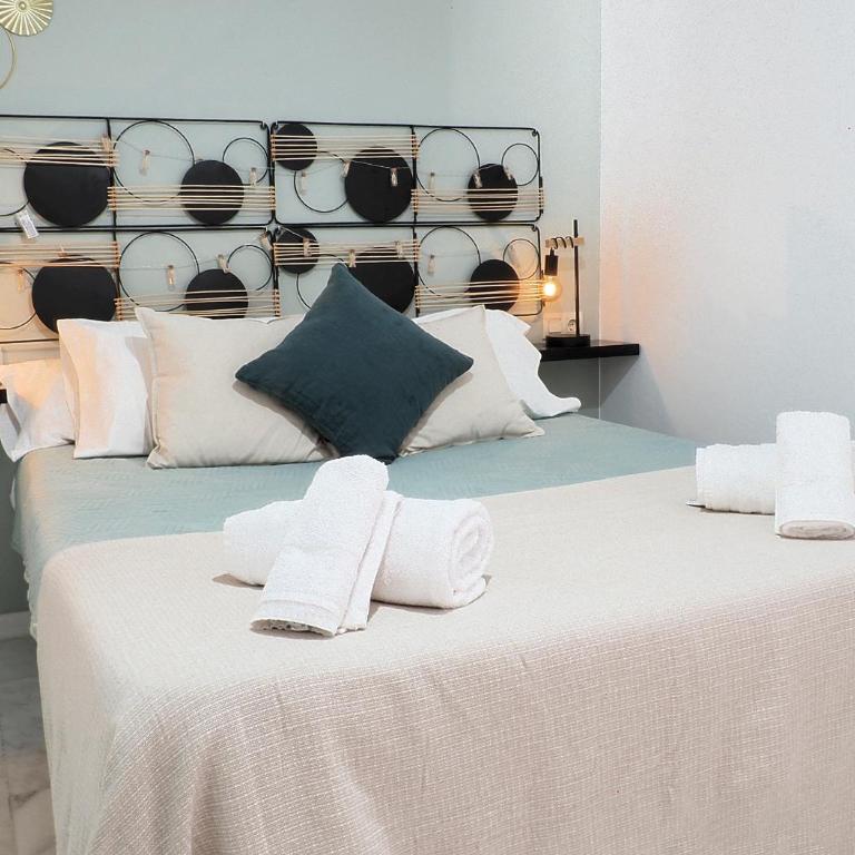 Sunny Holiday Apartment in the historic centre- Private Parking - One-Bedroom Apartment - 9