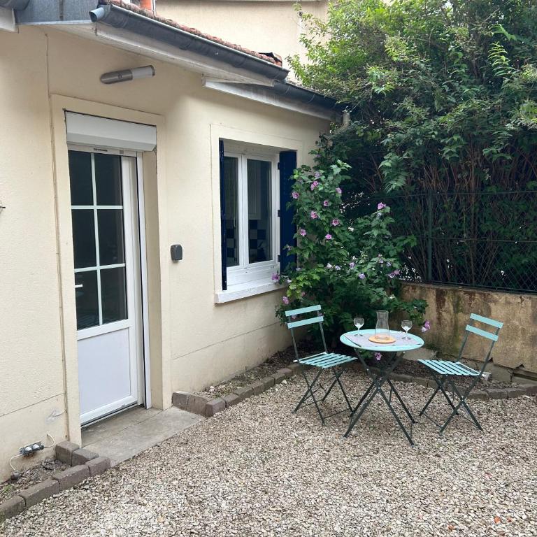 Chez Dany - Tiny House - Wi fi - centre ville - Appartement 1 Chambre - 11
