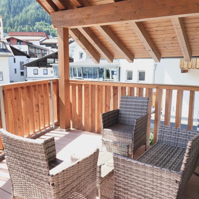 Adler Hotel-Pension - Superior Familienzimmer - 2