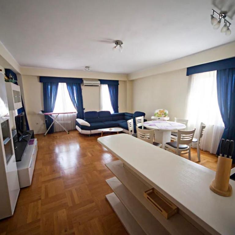 Lovely 2-bedroom condo with private garage - Apartman sa 2 Spavaće Sobe - 2