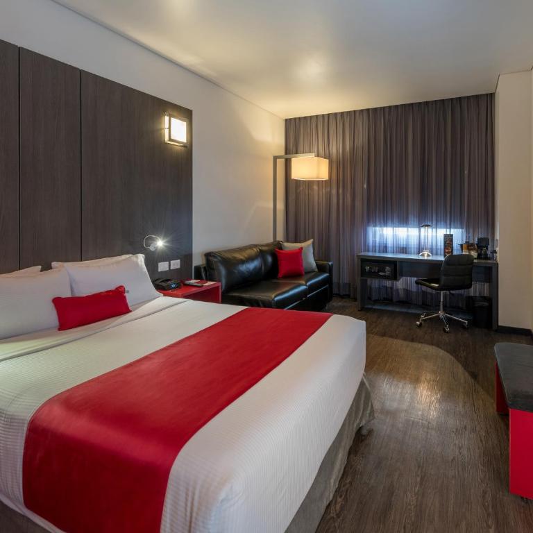 Ramada Encore by Wyndham Guadalajara Sur - Queen Room - Non-Smoking - 2
