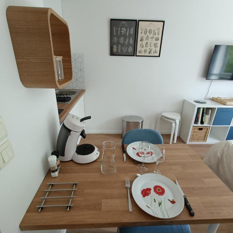 Studio Cosy neuf + lit bébé à 4 minutes RER A - Appartement 1 Chambre - 27