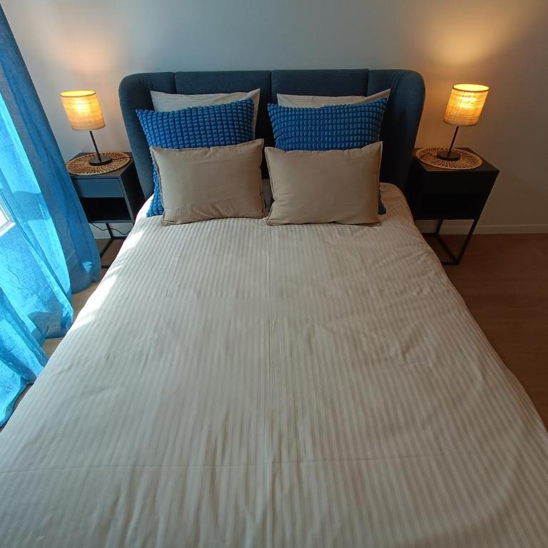 Studio Cosy neuf + lit bébé à 4 minutes RER A - Appartement 1 Chambre - 13