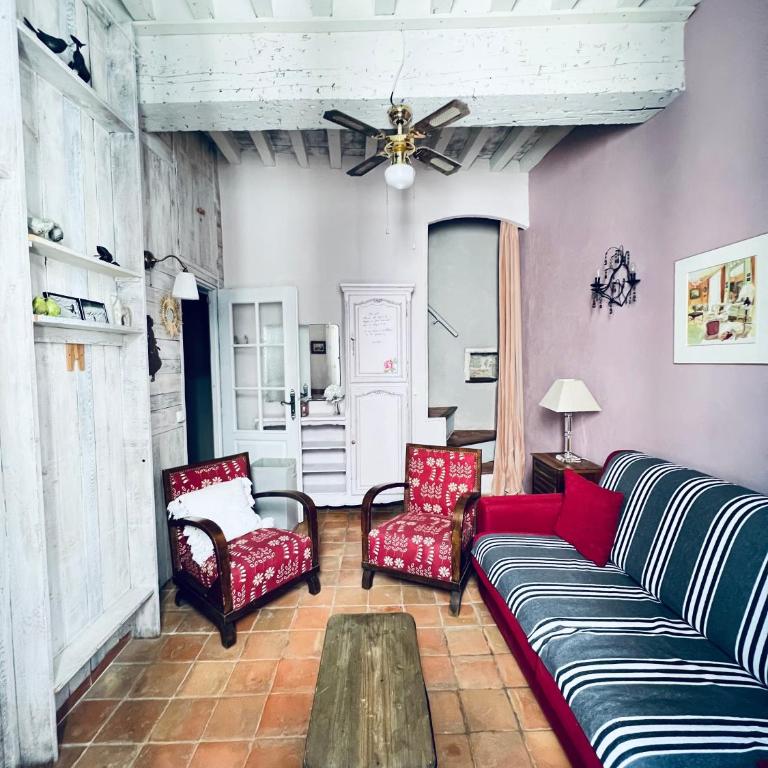 à St Rémy Petite maison au coeur du village - Maison de Vacances - 7