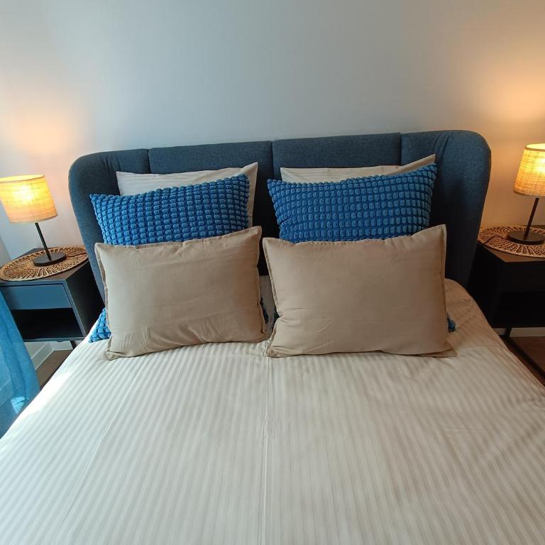 Studio Cosy neuf + lit bébé à 4 minutes RER A - Appartement 1 Chambre - 14