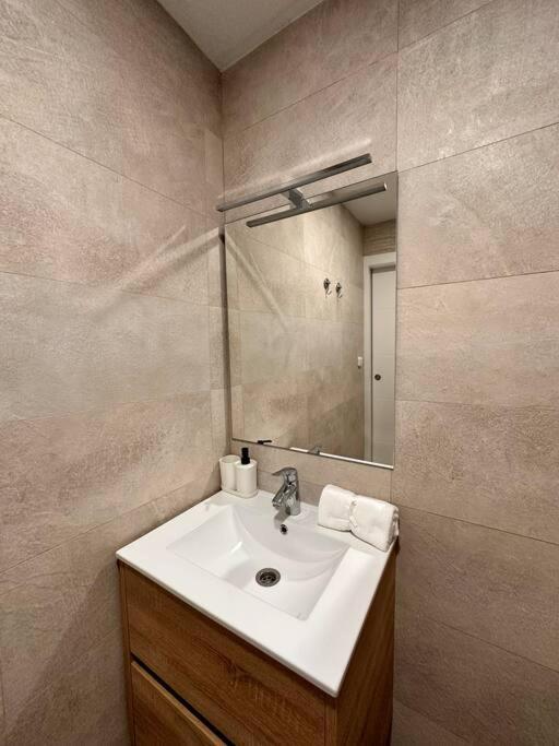 A pie de PLAYA - One-Bedroom Apartment - 26