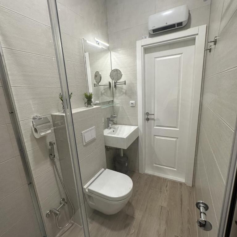 La Dolce Vita Apartments Sarajevo - Deluxe Studio - 16