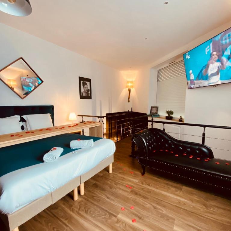 Mieuxqualhotel jacuzzi privatif La retro - Appartement 1 Chambre - 1