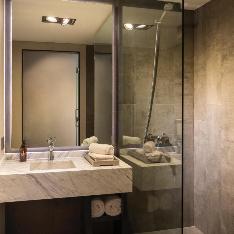 Casa Joseph - Habitación Doble Deluxe con balcón - 6