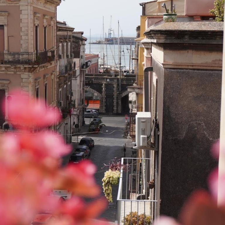 VICOLO SAN GAETANO -luxury rooms- - Deluxe King Room - 1