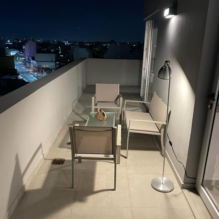 Penthouse a estrenar en Sofisticado Barrio y Edificio Vista panorámica 100m2 Gimnasio Piscina Lujoso Salon de Fiestas - Apartamento Deluxe - 99