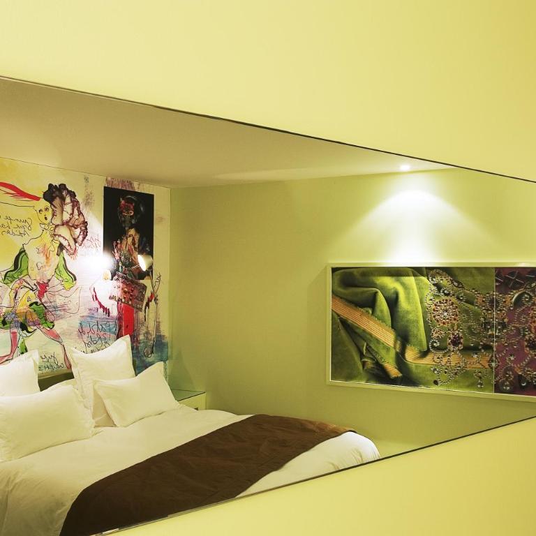 Hôtel du Petit Moulin, Haute Couture hotel by Lacroix - Chambre Double Deluxe - 17