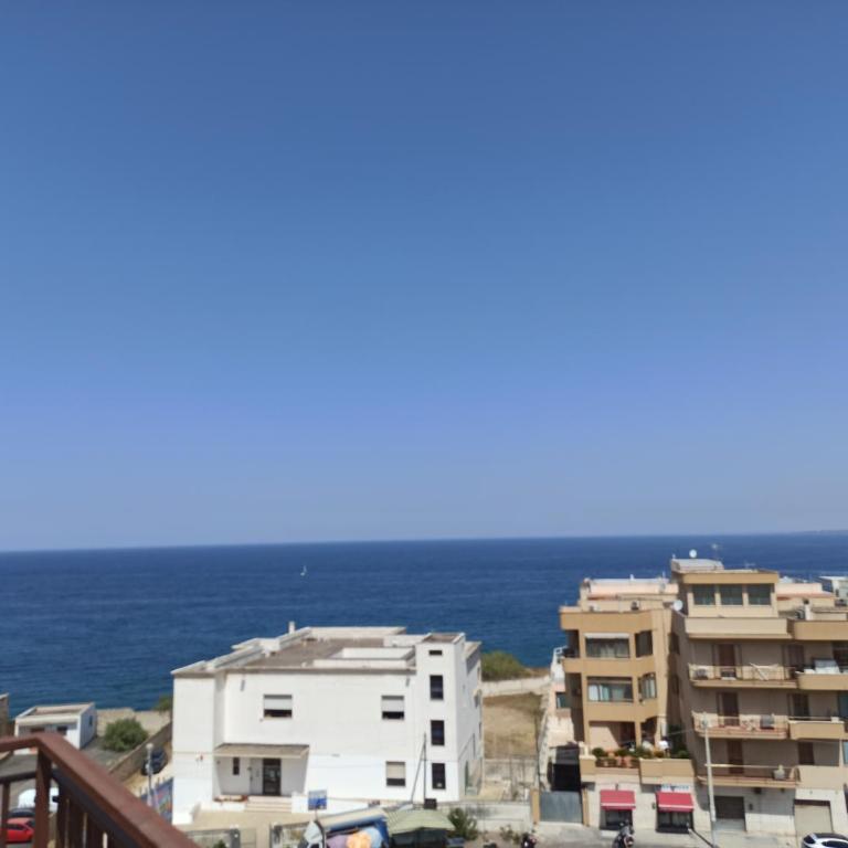 Casa Patrizia - a due passi dal mare - Appartamento con 2 Camere da Letto - 2
