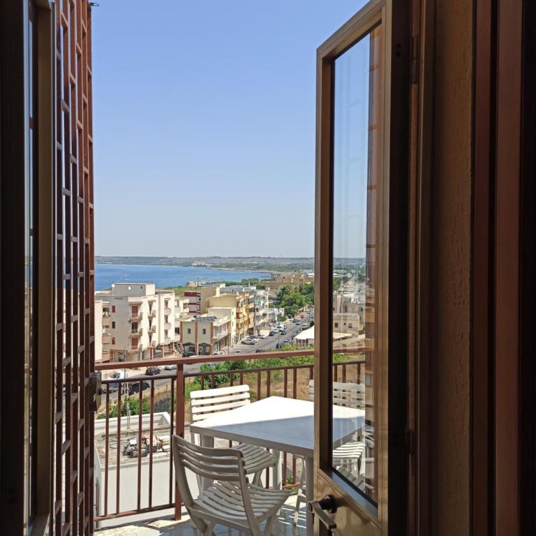 Casa Patrizia - a due passi dal mare - Appartamento con 2 Camere da Letto - 37