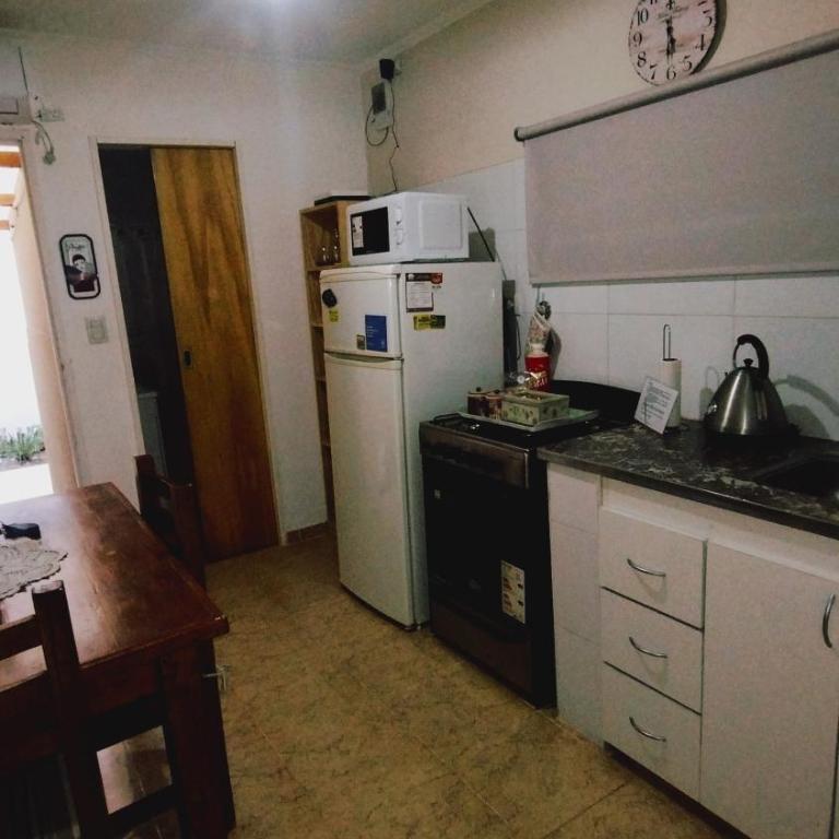 Excelente Departamento en Centro de Neuquén - Apartamento de 1 dormitorio - 13