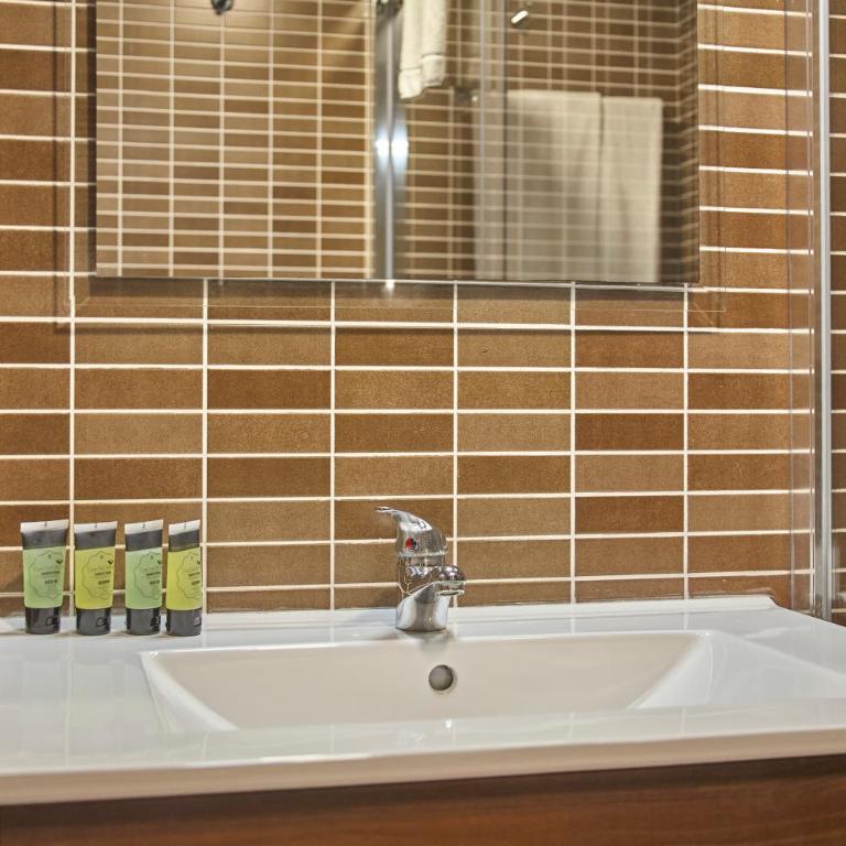 Aparthotel Xic - Apartamento de 1 dormitorio con vistas a la montaña (2 adultos + 1 niño) - 9