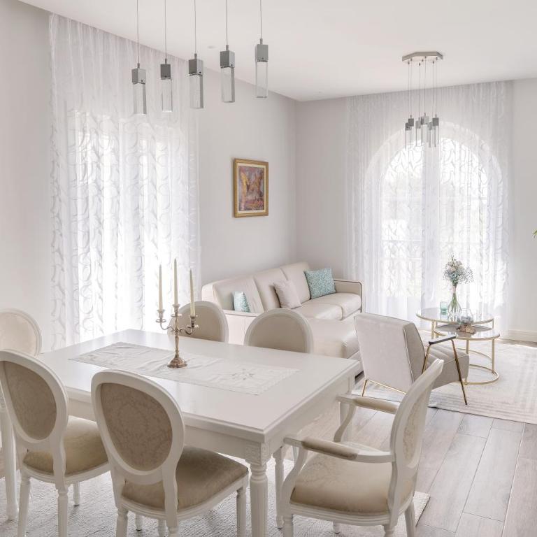 Lustica Bay Vacation Homes - One-Bedroom Residence Centrale - 3