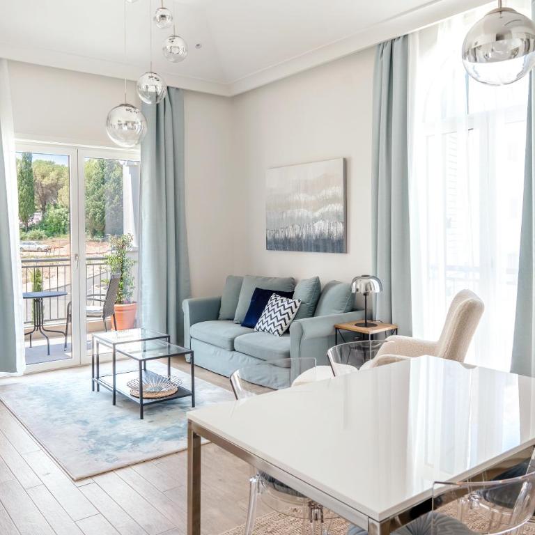 Lustica Bay Vacation Homes - One-Bedroom Residence Centrale - 4