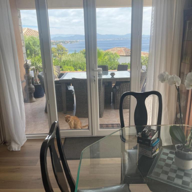Villa Kahina - Appartement 2 Chambres - Vue sur Mer 180° - 8
