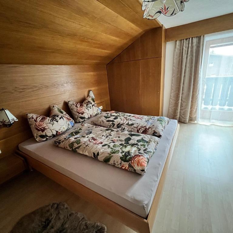 Haus Kneissl - Comfort Apartment mit 1 Schlafzimmer und Bergblick - 11