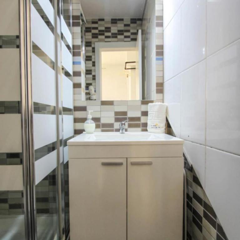 Estudio Jimena Calahonda en el centro de Nerja - Apartamento de 1 dormitorio - 5