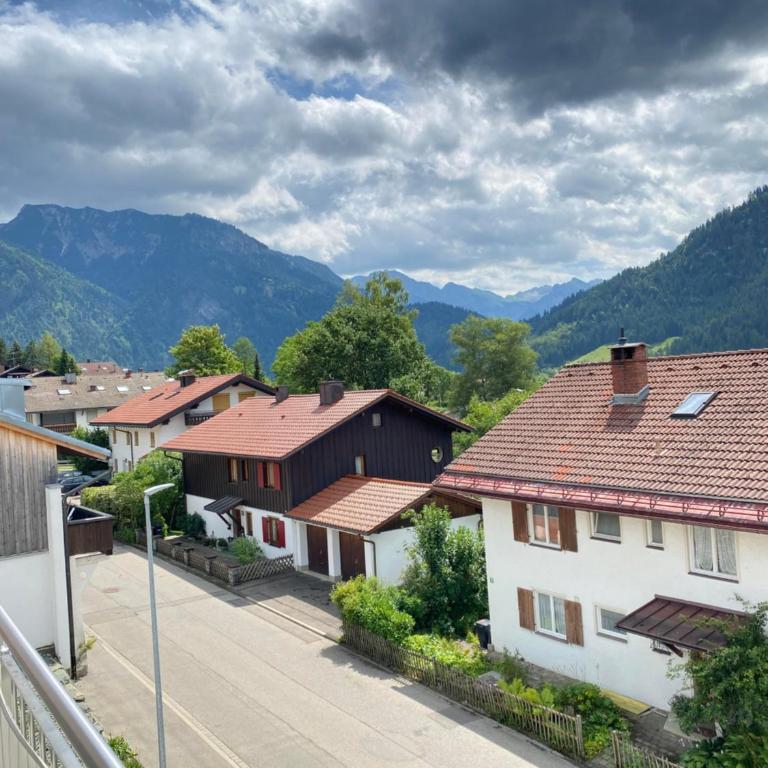 Villa Gaisser II - fewo-badhindelang - Apartment mit 2 Schlafzimmern und Dusche - 2