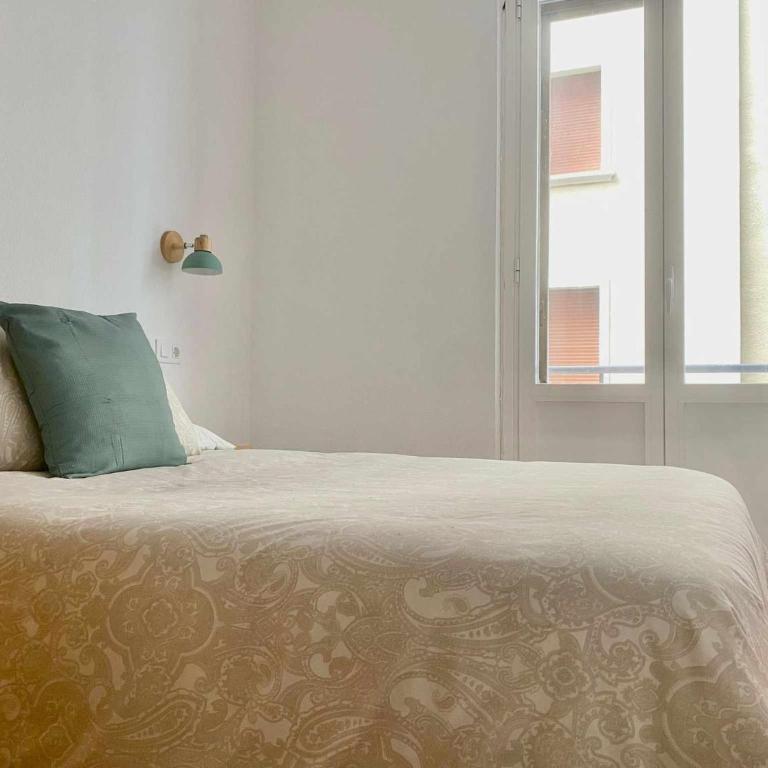 Apartamento Catedral - Three-Bedroom Apartment - 2