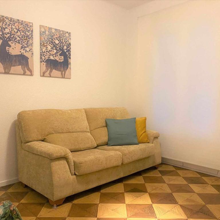 Apartamento Catedral - Three-Bedroom Apartment - 11