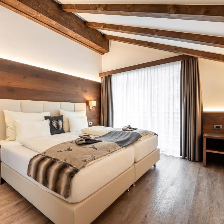 Arya Alpine Lodge - Camera King con Balcone - 2