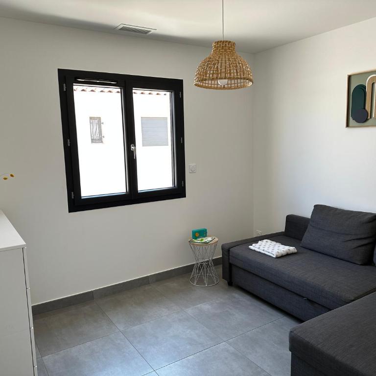Villa neuve 5 Etoiles avec piscine chauffée, à 900m des plages - Villa - 18