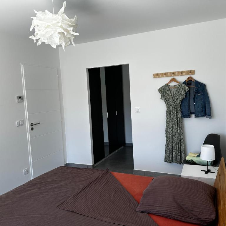 Villa neuve 5 Etoiles avec piscine chauffée, à 900m des plages - Villa - 14