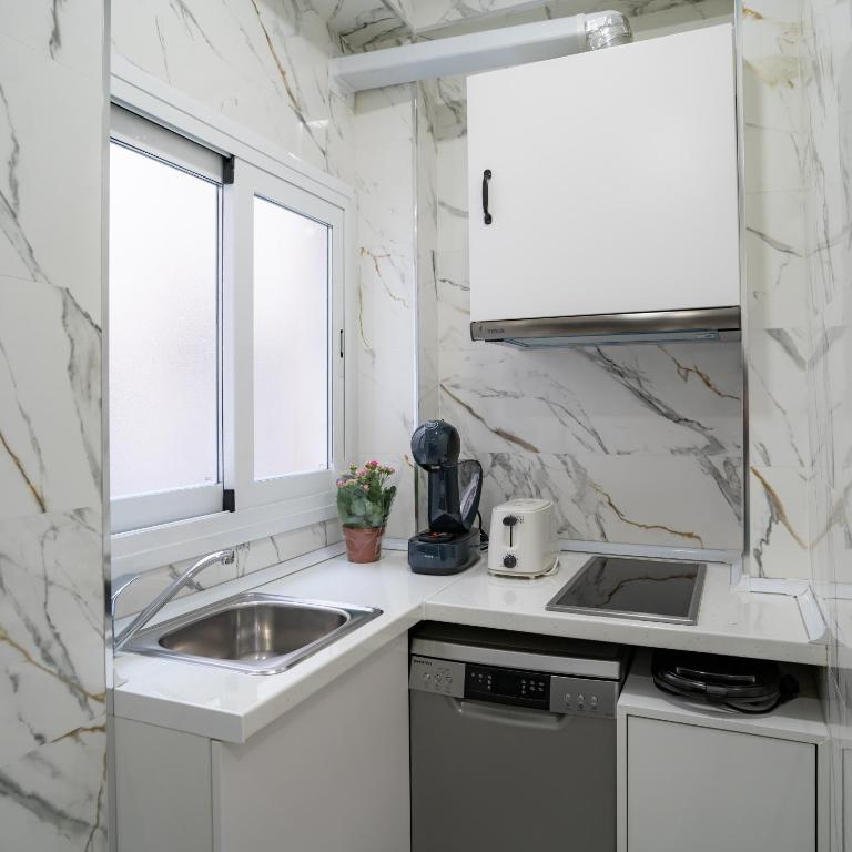 DALIA BLANCA - Two-Bedroom Apartment - 11