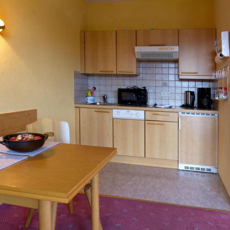 Haus Almrose - Apartment mit Dusche - 6