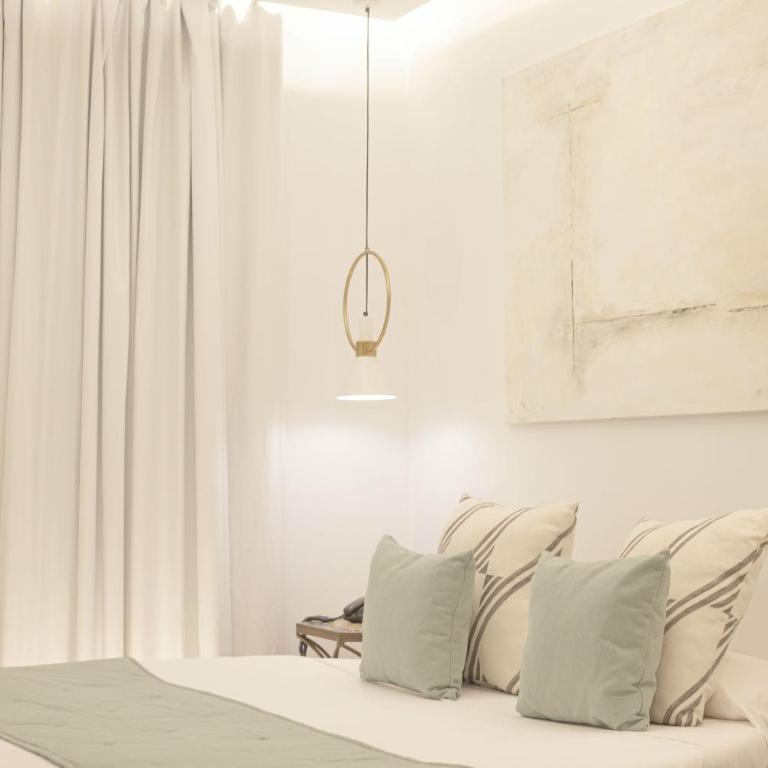 Hotel Oasis - Habitación Romántica - 2