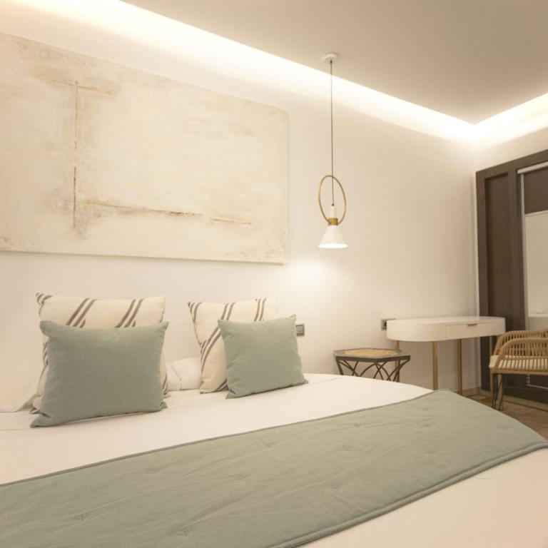 Hotel Oasis - Habitación Romántica - 3