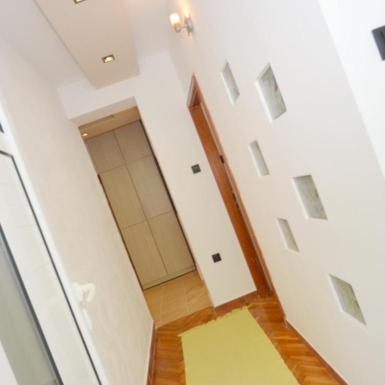 Bugi - Three-Bedroom Apartment - 30