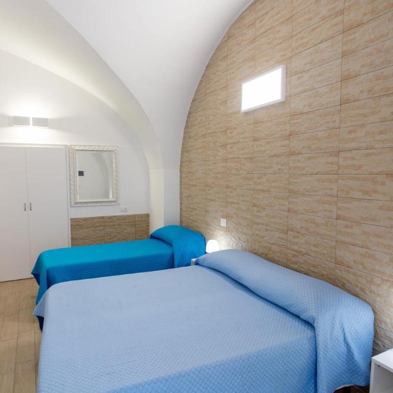 Z'Bass Rooms - Deluxe Room (2 Adults + 1 Child) - 3