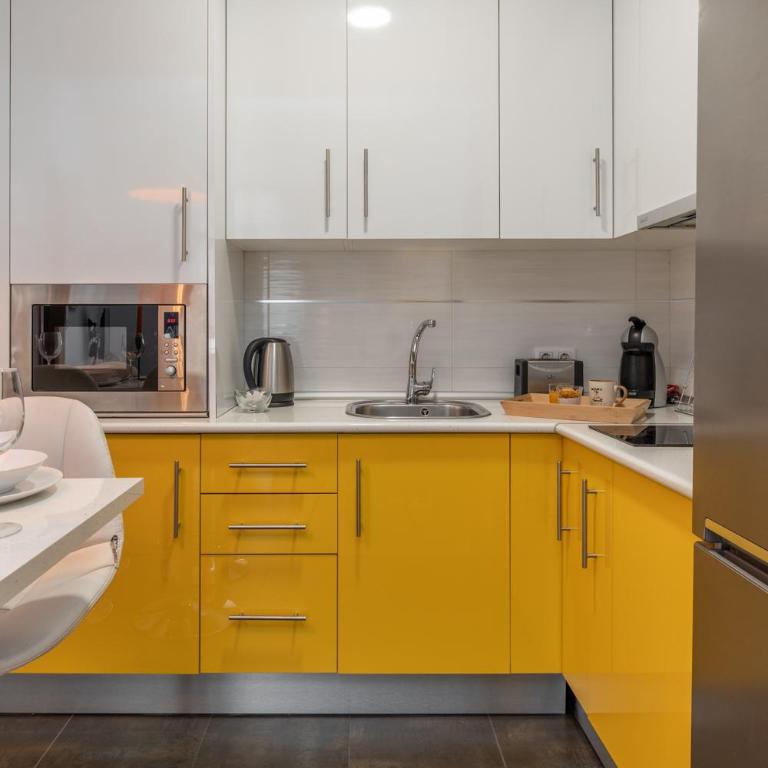 tuGuest Postigo II Catedral Apartment - Free parking - Two-Bedroom Apartment - 17
