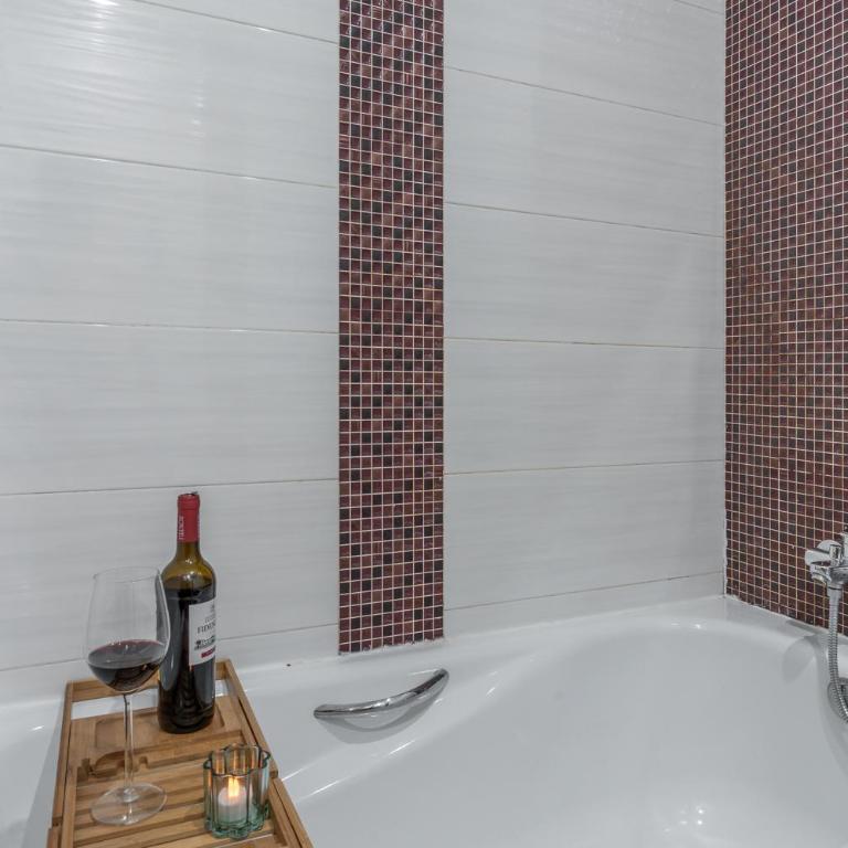 tuGuest Postigo II Catedral Apartment - Free parking - Two-Bedroom Apartment - 27