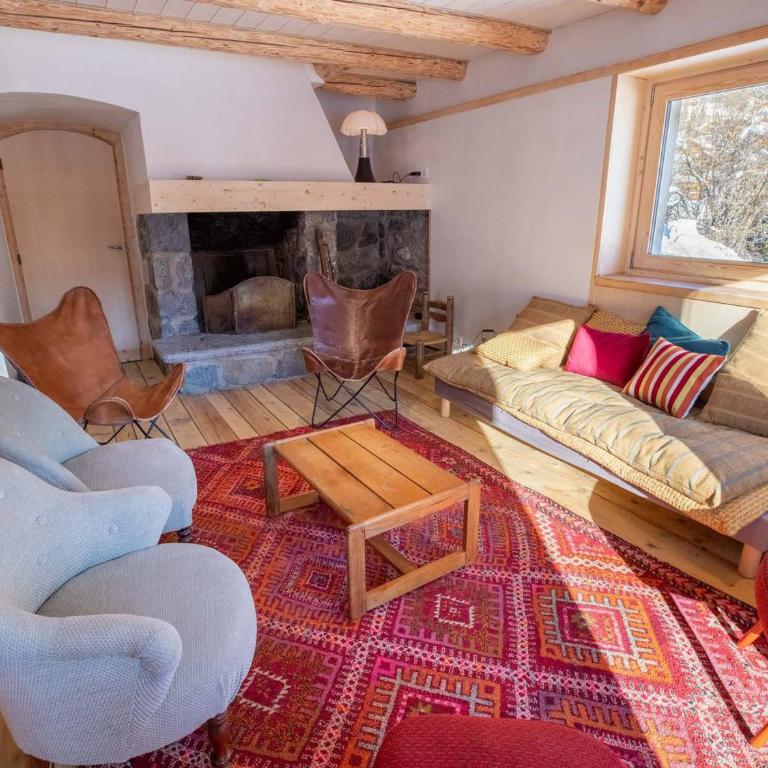Chalet spacieux à Méribel avec terrasse ensoleillée et cheminée - Chalet 3 Chambres - 1