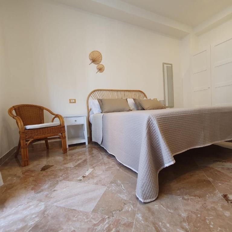 Posidonia B&B - Camera Matrimoniale con Balcone - 2