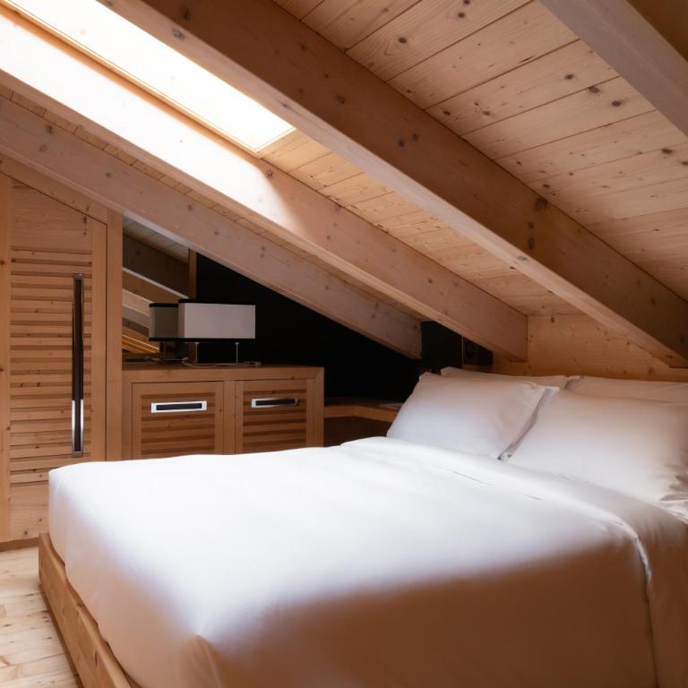 Rosapetra SPA Resort - Small Luxury Hotels of the World - Camera Deluxe Loft - 2