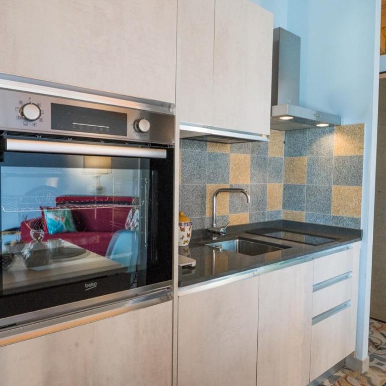 GuestHost - Villa Silvana - Apt Giulia & Michela with terrace & parking - Monolocale con Terrazza - 5